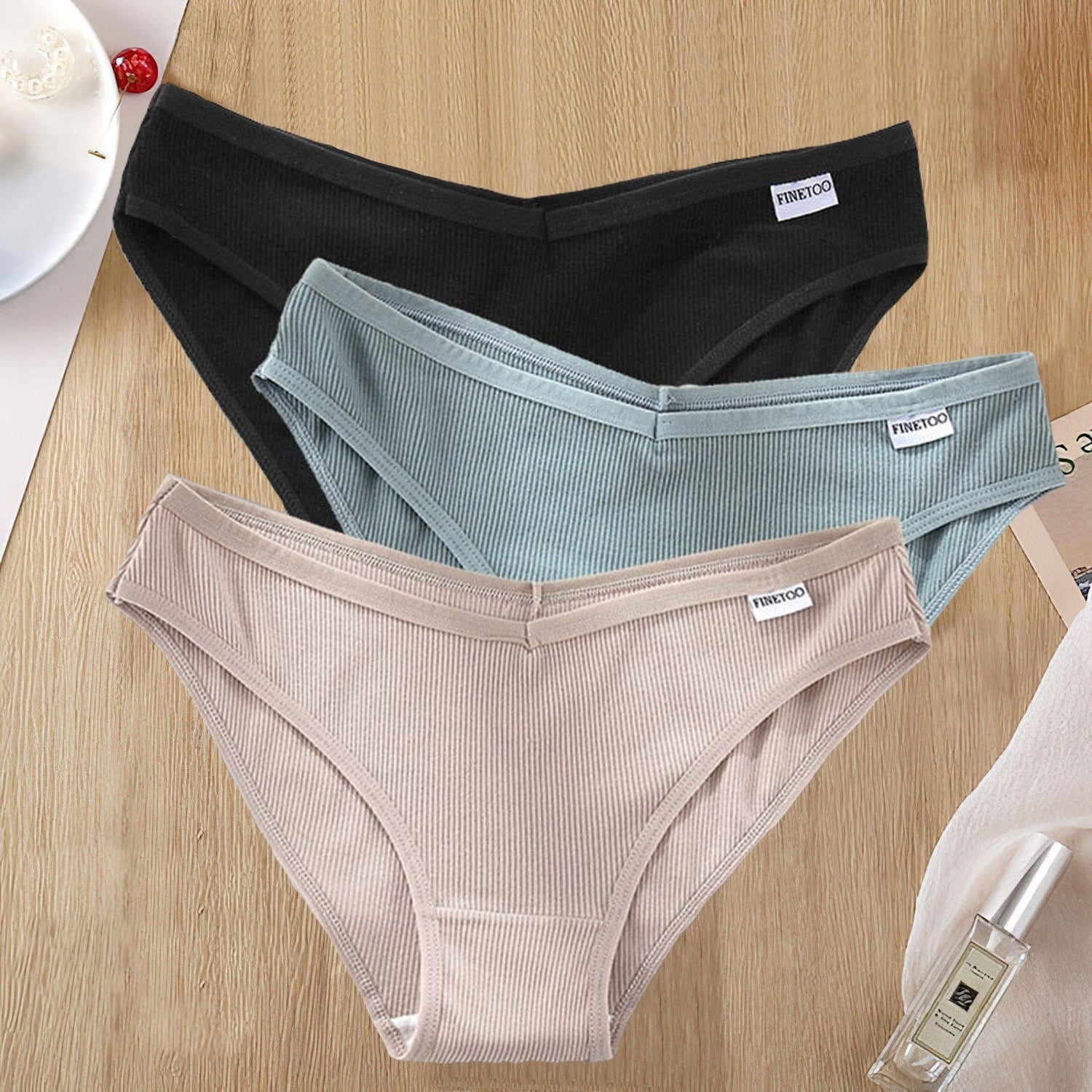 Lively® Sous-vêtements & Gaines Noir Vert Beige / M Pack de 3 culottes en coton pour le prix d'une | Lively®